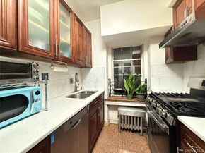 88-11 Elmhurst Avenue C7, Elmhurst NY 11373