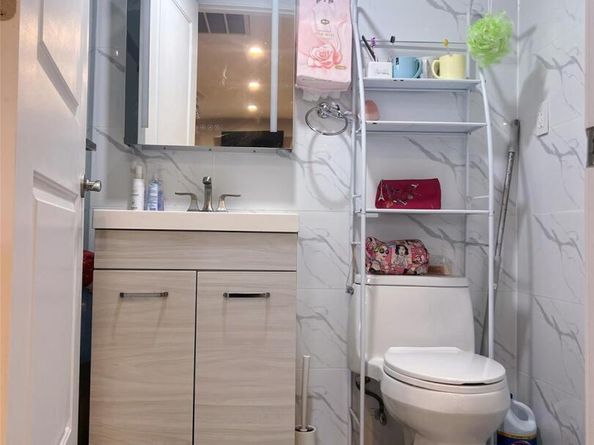 135-10 35th Avenue 3B, Flushing NY 11354
