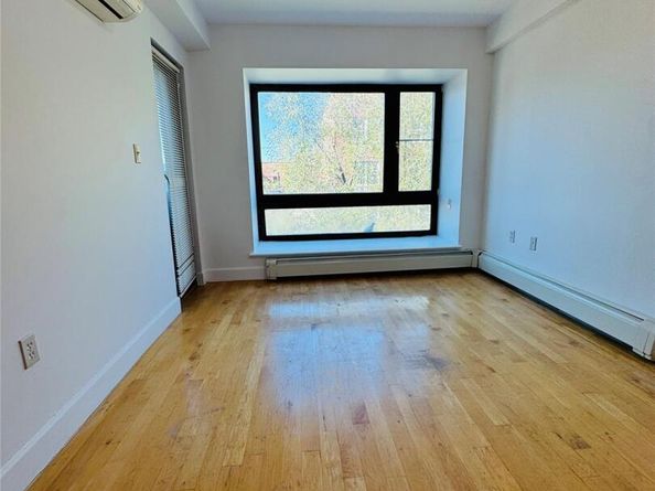 140-22 Beech Avenue 7E, Flushing NY 11355