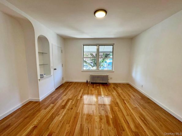 73-37 52 Avenue, Maspeth NY 11378