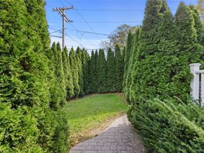 183 Park Road, Riverhead NY 11901