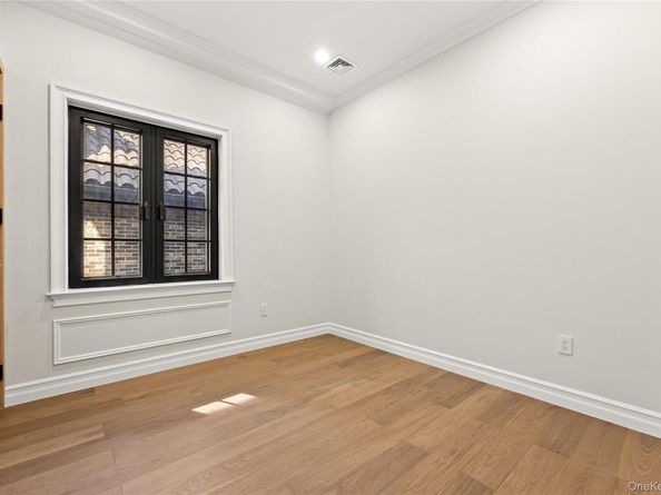3522 221st Street, Bayside NY 11361