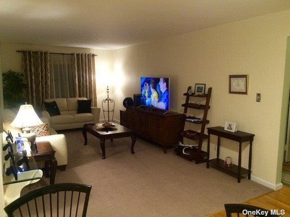 87-40 Francis Lewis Boulevard B4, Queens Village NY 11427