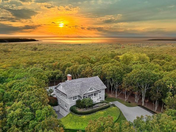 7 Fourteen Hills Court, Sag Harbor NY 11963