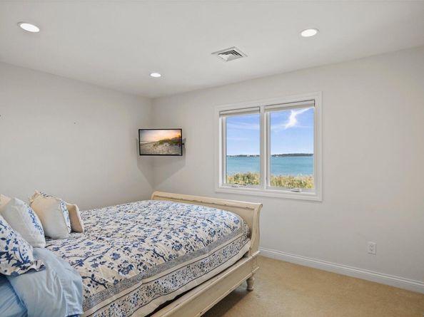 278 W Lake Drive, Montauk NY 11954