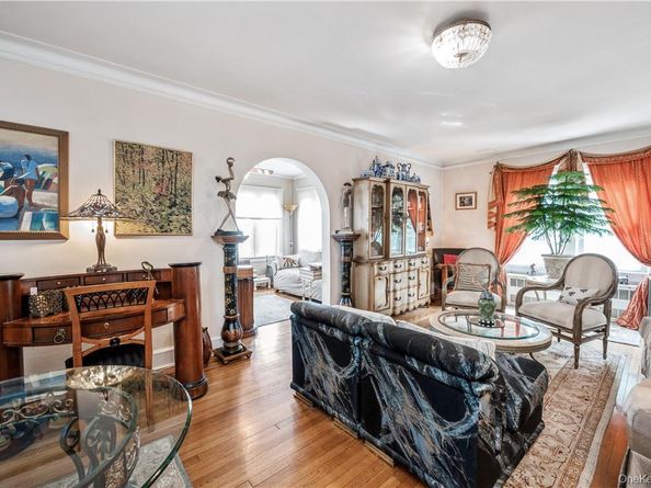 3350 Country Club Road, Bronx NY 10465