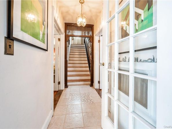 3350 Country Club Road, Bronx NY 10465