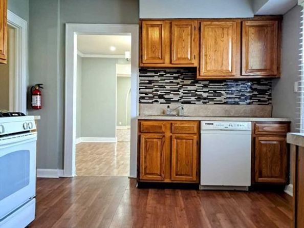 205 Everett Place, Englewood NJ 07631