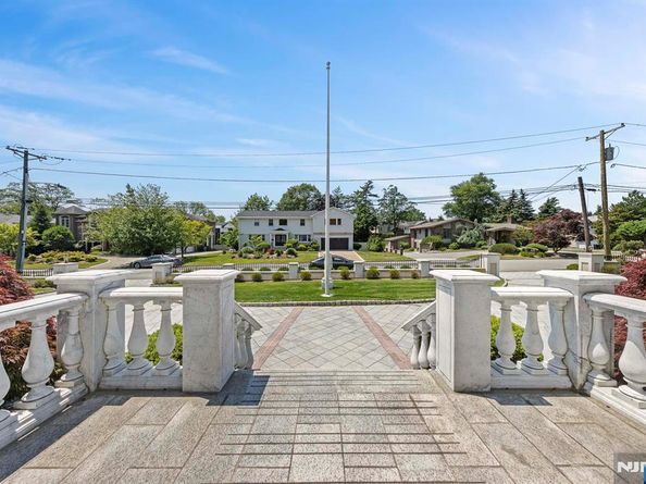 14 Jane Drive, Englewood Cliffs NJ 07632