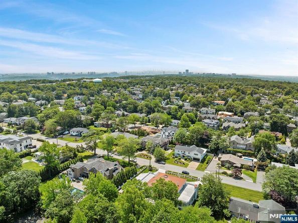 14 Jane Drive, Englewood Cliffs NJ 07632