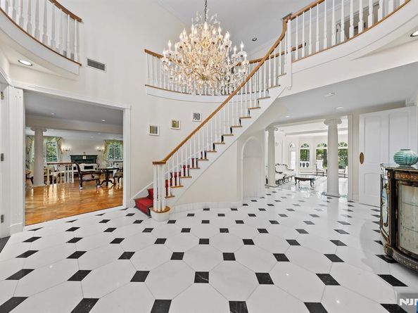 14 Jane Drive, Englewood Cliffs NJ 07632
