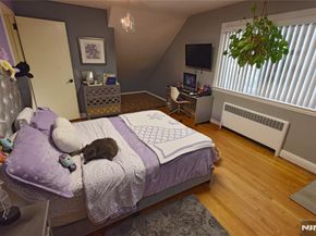 585 Monroe Place, Ridgefield NJ 07657