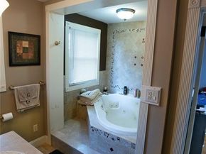585 Monroe Place, Ridgefield NJ 07657