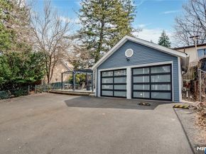 561 Grand Avenue, Leonia NJ 07605
