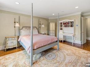 27 Roberts Road, Englewood Cliffs NJ 07632