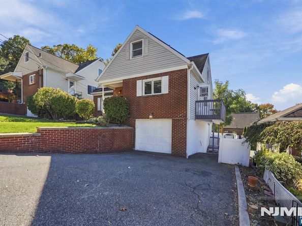 598 Elm Avenue, Ridgefield NJ 07657