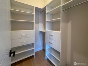 6909 42nd Avenue S A, Seattle WA 98118