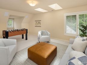 20450 NE 71st Street, Redmond WA 98053