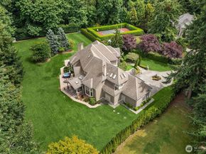 20450 NE 71st Street, Redmond WA 98053