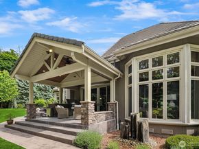 20450 NE 71st Street, Redmond WA 98053