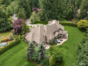 20450 NE 71st Street, Redmond WA 98053