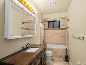 20709 NE 79th Street, Redmond WA 98053