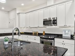 20709 NE 79th Street, Redmond WA 98053