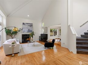 26057 SE 38th St, Sammamish WA 98029
