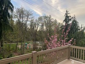 883 Summerhill Ridge Drive NW, Issaquah WA 98027