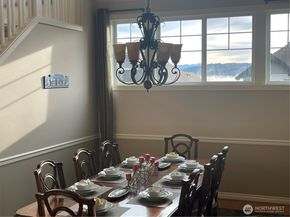 883 Summerhill Ridge Drive NW, Issaquah WA 98027