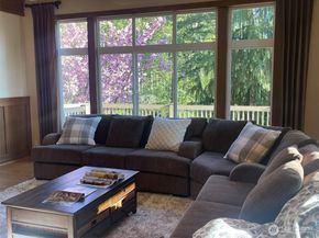 883 Summerhill Ridge Drive NW, Issaquah WA 98027