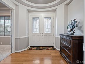 883 Summerhill Ridge Drive NW, Issaquah WA 98027