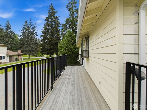 412 213th Place SW 21D, Bothell WA 98021