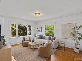 1902 Bigelow Avenue N 304, Seattle WA 98109