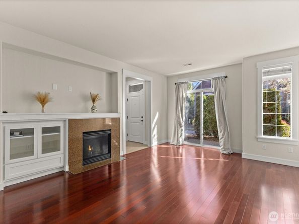 13914 N Pointe Circle E, Mill Creek WA 98012