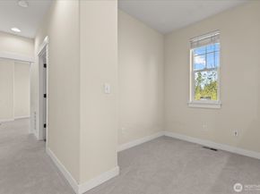 13914 N Pointe Circle E, Mill Creek WA 98012