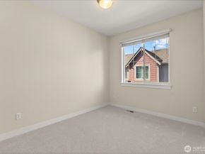 13914 N Pointe Circle E, Mill Creek WA 98012