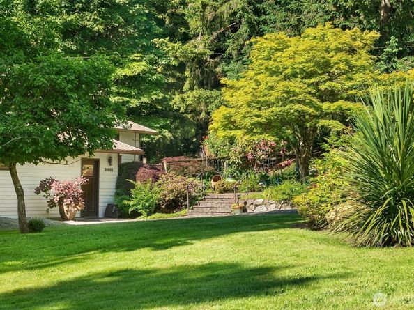 10801 SW 238th Street, Vashon WA 98070