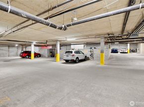 18 Dravus Street 407, Seattle WA 98109