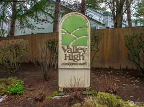 23613 112th Avenue SE J202, Kent WA 98031