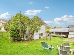 2430 NW 198th Street, Shoreline WA 98177