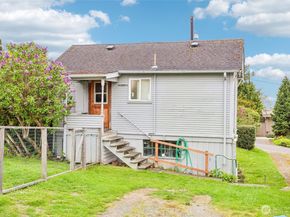 2430 NW 198th Street, Shoreline WA 98177