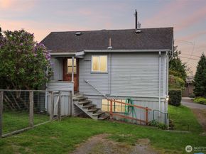 2430 NW 198th Street, Shoreline WA 98177
