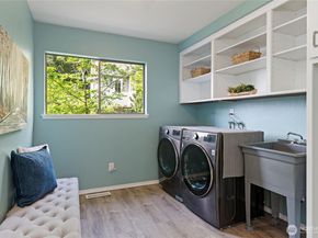 4610 Marine View Place, Bremerton WA 98312