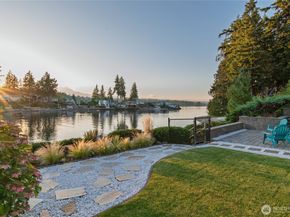 4610 Marine View Place, Bremerton WA 98312