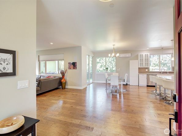 11627 21st Avenue SW, Burien WA 98146