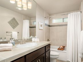 1617 216th Avenue NE, Sammamish WA 98074