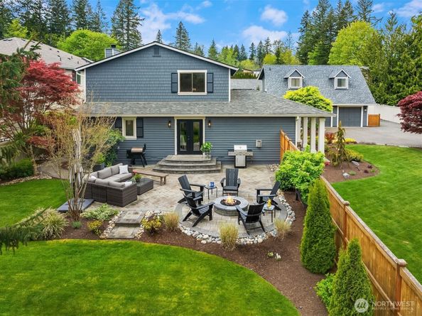 1617 216th Avenue NE, Sammamish WA 98074