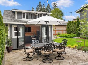 1617 216th Avenue NE, Sammamish WA 98074