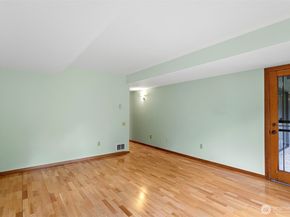 1602 NE 140th Street N2, Seattle WA 98125